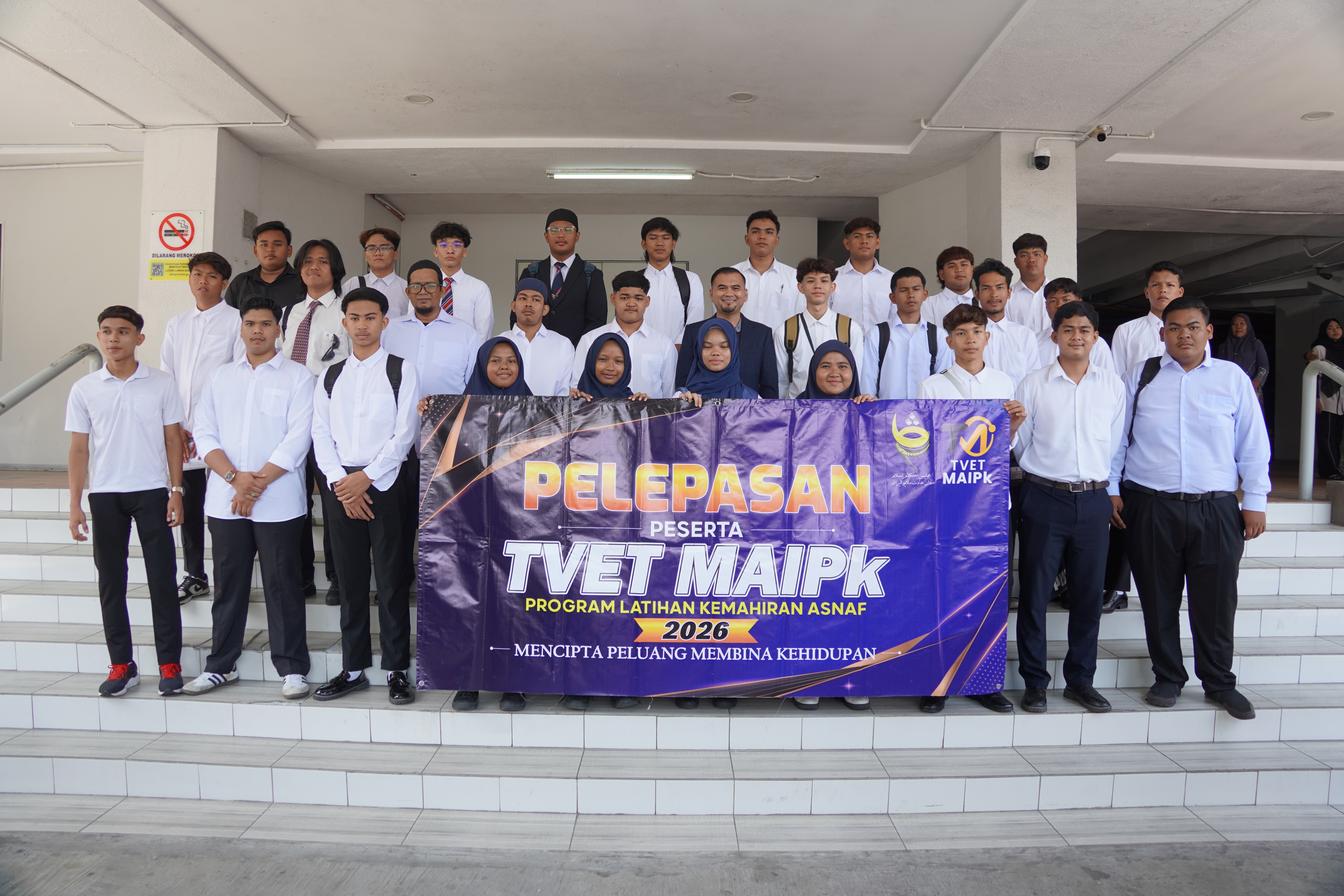 33 BELIA ASNAF MAIPk MELANGKAH KE INDUSTRI KIMPALAN DAN AUTOMOTIF EV